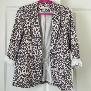 Rachel Zoe linen blazer.